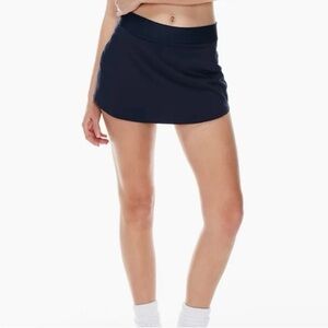 Aritzia tna tennis skort